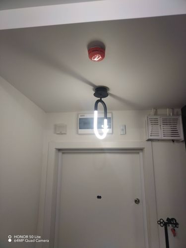 Установка люстры в сборке