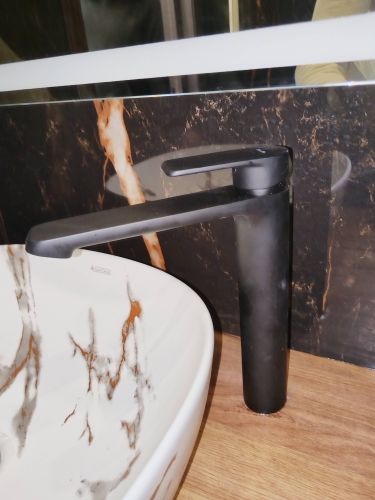 Установка смесителя (на готовые коммуникации)