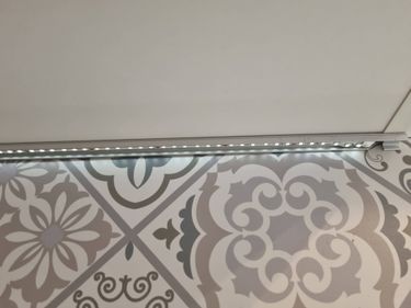 Демонтаж ящика кухонного гарнитура с сохранением Демонтаж вытяжки с сохранением Установка светодиодной ленты для подсветки рабочей зоны