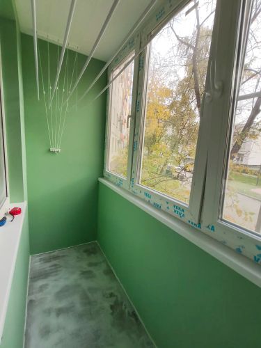 Покраска внутренних стен водоэмульсионной краской