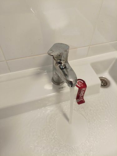 Установка смесителя (на готовые коммуникации)