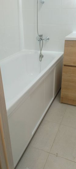 Установка раковины с тумбой