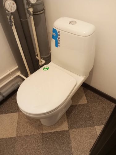 Установка напольного унитаза