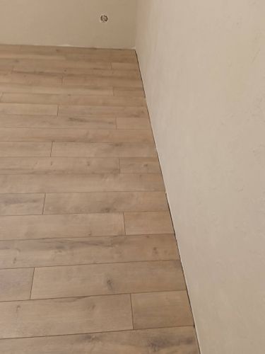 Прямая укладка ламината с подложкой более 20 кв.м