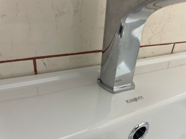 Установка смесителя (на готовые коммуникации)