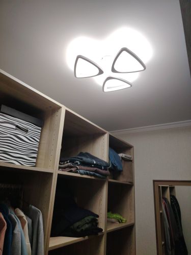 Монтаж и подключение настенно-потолочного светильника