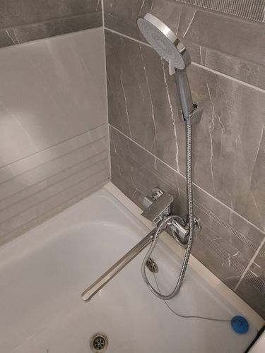 Установка смесителя (на готовые коммуникации)