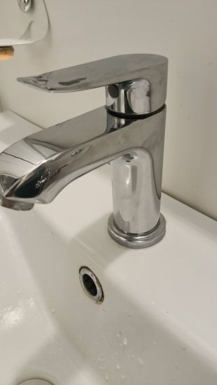 Установка смесителя (на готовые коммуникации)