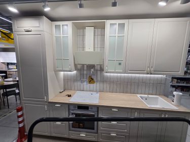 Замена фасадов Установка и подключение вытяжки Установка и подключение электрической варочной поверхности