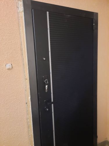 Установка входной двери весом до 95 кг