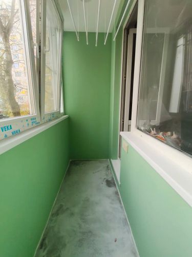 Покраска внутренних стен водоэмульсионной краской