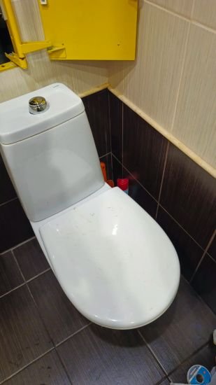 Замена арматуры сливного бачка