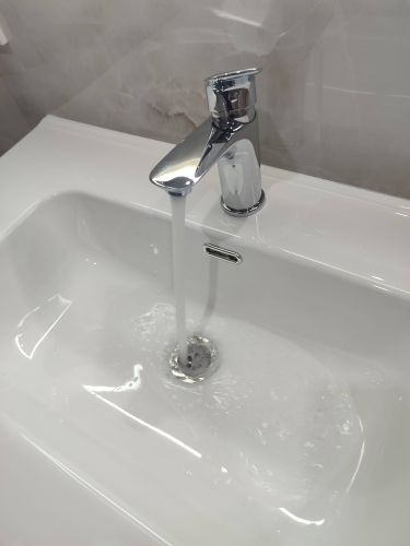 Установка смесителя (на готовые коммуникации)