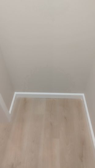 Монтаж деревянного/мдф плинтуса