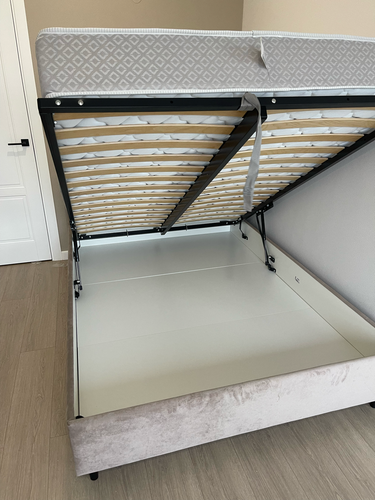 Сборка двуспальной кровати