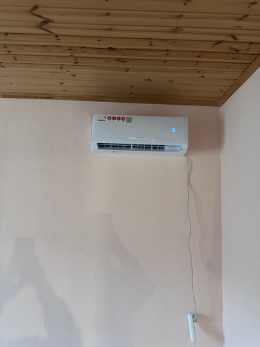 Установка сплит системы 7-9 kBTU (одноэтапный монтаж)