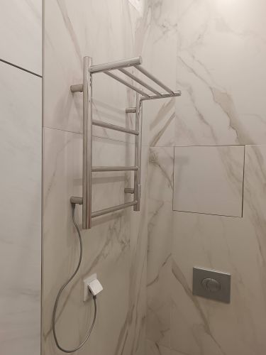 Монтаж электрического полотенцесушителя