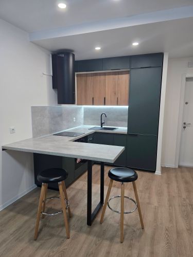 Подводка труб (ХВС, ГВС, канализация) к месту установки сантехнического оборудования (до 3 метров)