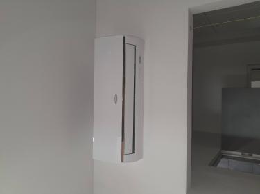 Проведена диагностика, устранение неполадок, замена фильтров, чистка внутренних компонентов, проверка системы охлаждения, восстановление функциональности, тестирование работы устройства.