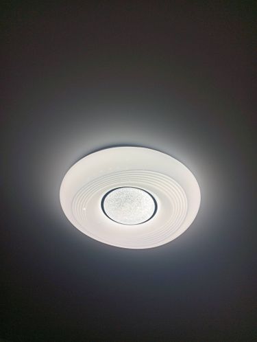 Монтаж и подключение настенно-потолочного светильника