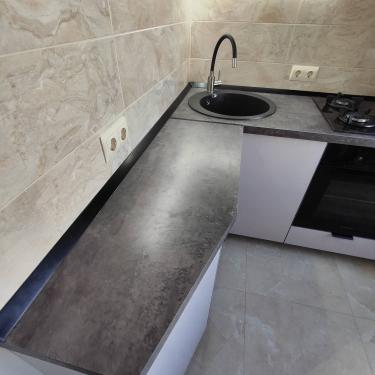 Установка столешницы ДСП Установка газовой варочной поверхности Установка и подключение встраиваемого электрического духового шкафа