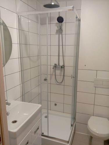 Установка душевого уголка/ширмы с поддоном