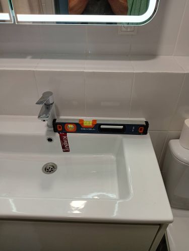 Установка смесителя (на готовые коммуникации)