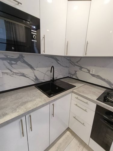 Демонтаж ящика кухонного гарнитура с сохранением Установка столешницы ДСП Установка газовой варочной поверхности