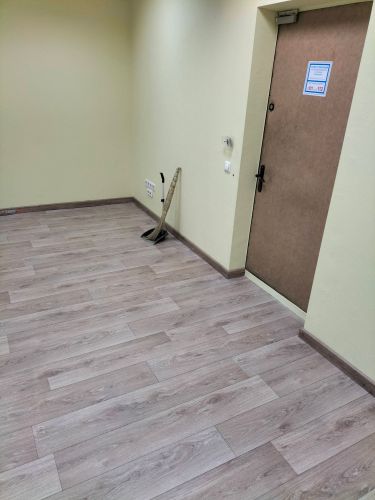 Монтаж деревянного/мдф плинтуса