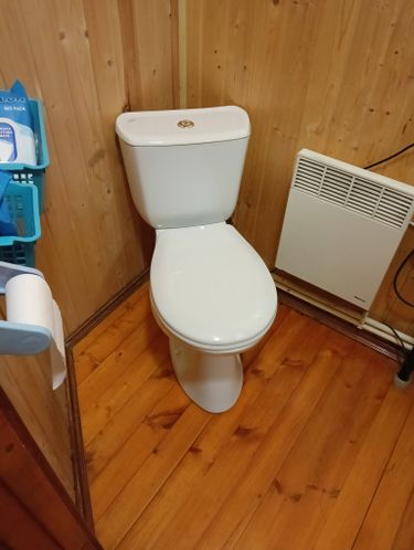 Установка напольного унитаза