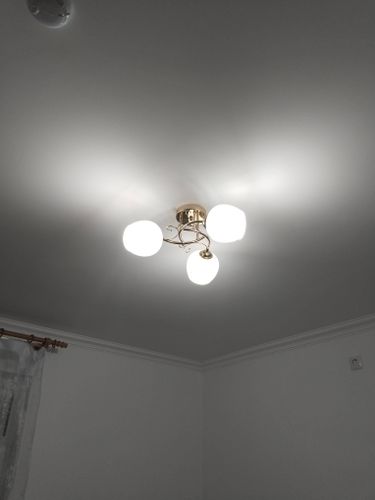 Установка люстры в сборке