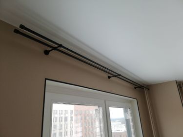 Установка декоративного карниза (одно, двух, трехрядный) длиной до 2,5  метров