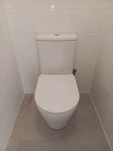 Установка напольного унитаза