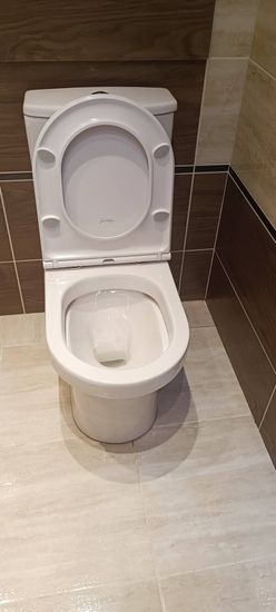 Установка напольного унитаза