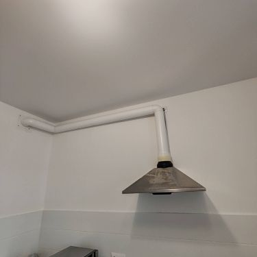 Установка и подключение вытяжки