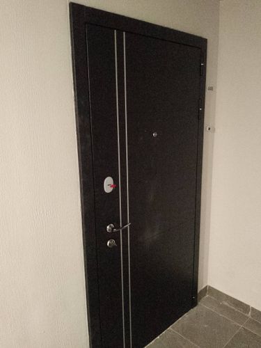 Установка входной двери весом до 95 кг