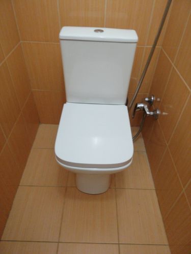 Установка напольного унитаза