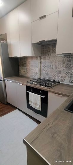 Монтаж воздуховода от вытяжки до отверстия в стене Выпил одного отверстия/углубления/присадка под петлю в материалах ДСП/Массив Установка фальшпанели / заглушки