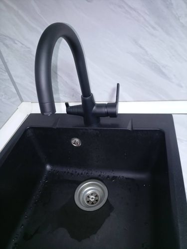 Установка смесителя (на готовые коммуникации)