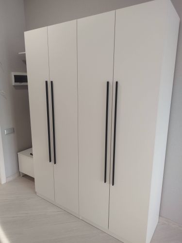 Сборка прихожей