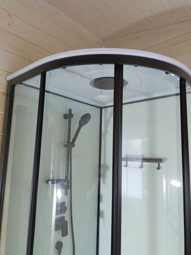 Установка душевой кабины шириной до 90 см