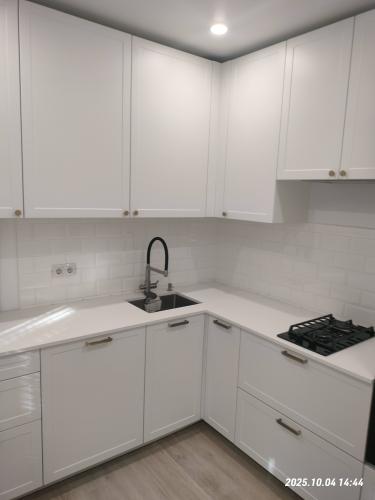 Установить розетку