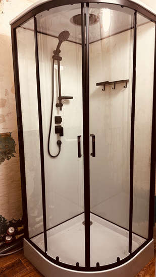 Установка душевой кабины шириной до 90 см