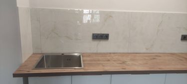 Установка и подключение врезной мойки Установка столешницы ДСП Выпил одного отверстия/углубления/присадка под петлю в материалах ДСП/Массив