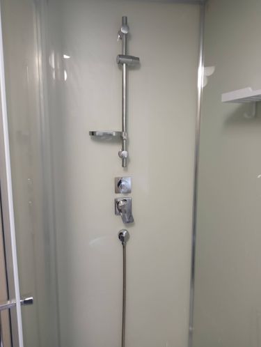 Демонтаж душевой кабины