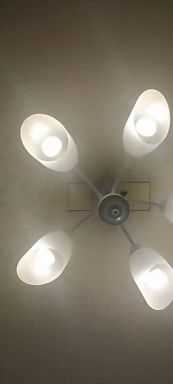 Установка люстры в сборке
