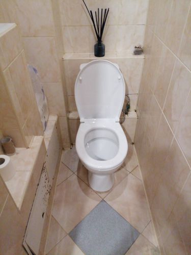 Установка напольного унитаза