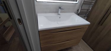 Установка смесителя (на готовые коммуникации)