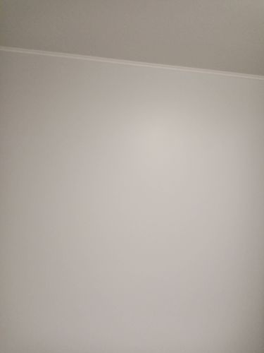 Покраска внутренних стен водоэмульсионной краской