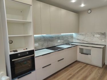 Установка светодиодной ленты